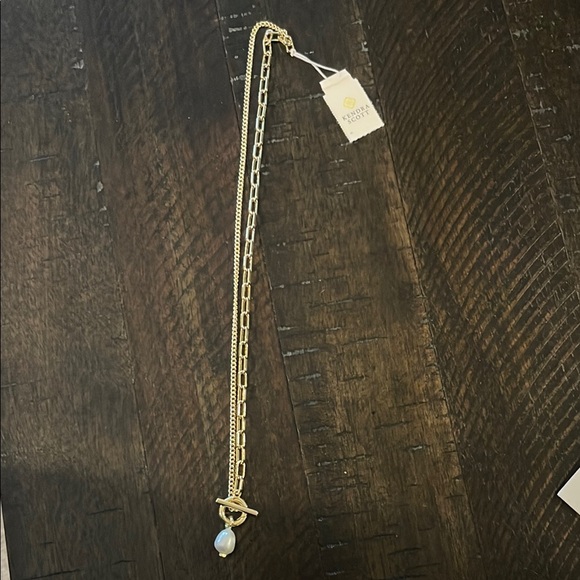 Kendra Scott Gold and White Necklace Minimalist Design - Picture 1 of 4